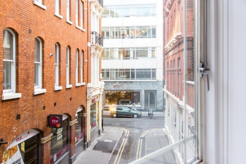 Oxford Circus Designer Apartment — отель с удобным расположением в Лондоне