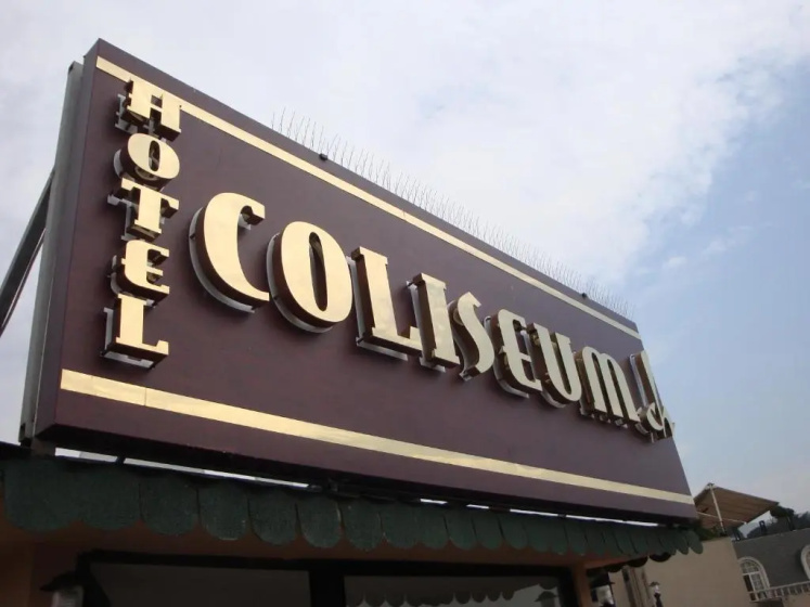 Hotel Coliseum — отель с удобным расположением в Стамбуле