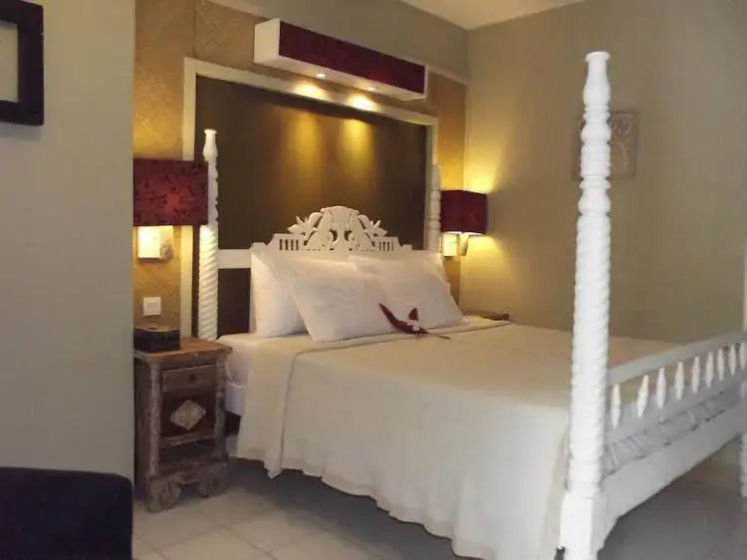 Nyima Inn — забронировать отель в Кута