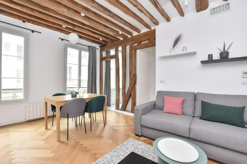 Authentic Apartment - 1br/4p - Marais/republique — отель с удобным расположением в Париже