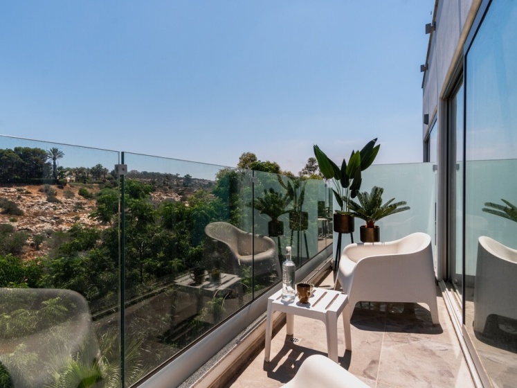 Rio Gardens - Sunny Studio w Shared Pool 3 — отель в Айя-Напа, Кипр