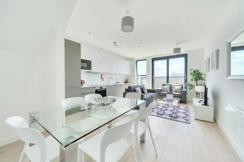 Roomspace Apartments -Caroline Street — забронировать отель в Лондоне