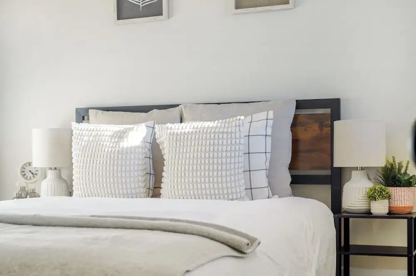 105A Beechwood Grove Flat — отель с удобствами в Лондоне