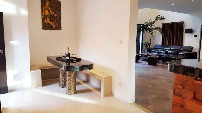 WOWLAND Luxury Villa Pattaya 8 BR — комфортный отель в Паттайе