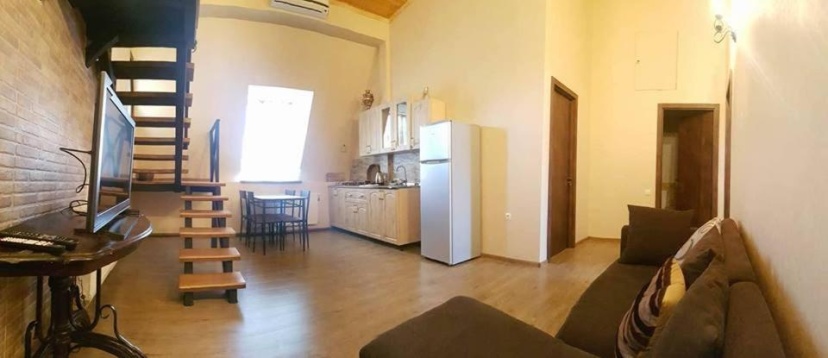 Made With Love Apartment — забронировать отель в Тбилиси