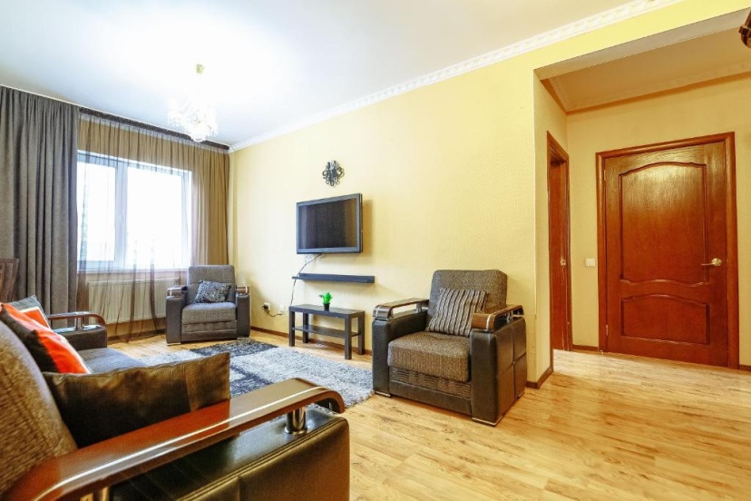 Two bedroom apartment on Syganak street 64 1 — отель с удобным расположением в Астане