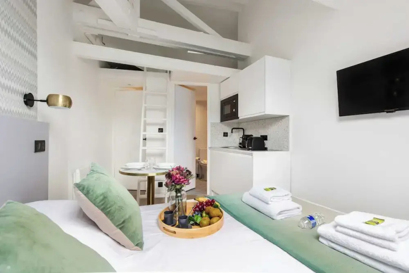 Цены на Cosy Apartment - 1br/4p - Eiffel Tower в Париже