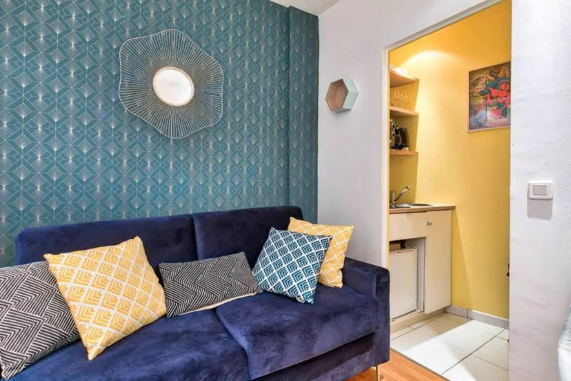 Цены на Appartement Calme proche Champs Elysées - 6P в Париже