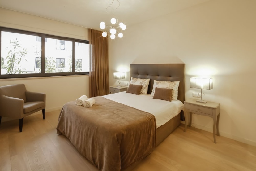 Santa Catarina Superior Apartments by linc 4 — отель в Лиссабоне, Португалия