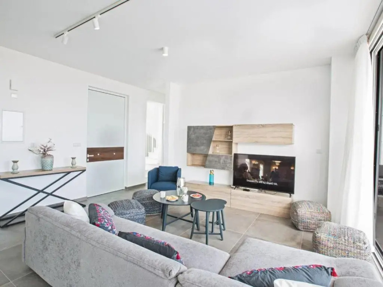 Villa Olive Platinum New and Luxury 4BDR Protaras Villa with Private Pool Short Walk To Beach — забронировать отель в Протарас