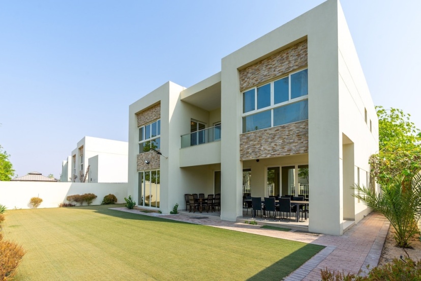 Цены на Luxury 5B Villa Private Garden in Ras Al Khaimah в Рас аль-Хайме