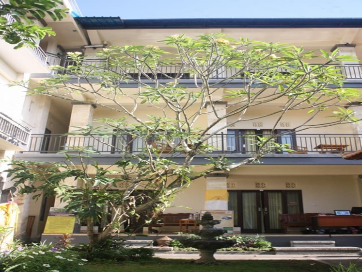 Wijaya Guest House Ubud — отель с удобствами в Убуде