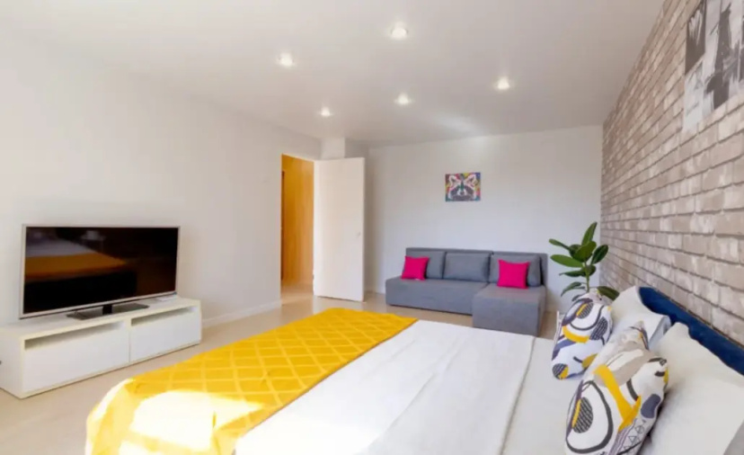 ZebraHome (ЗебраХоум) на Приморском бульваре — отель с удобствами в Тольятти