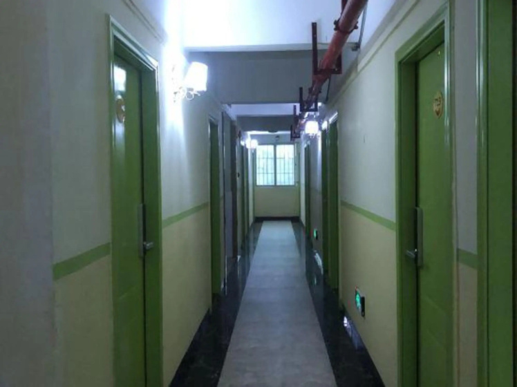 Yue Youth Apartment (Shenzhen Longmen Branch) — отель с удобствами в Шэньчжэне