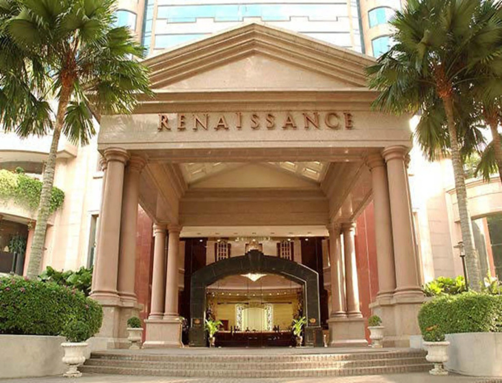 Renaissance Kuala Lumpur Hotel & Convention Centre — комфортный отель в Куала-Лумпуре