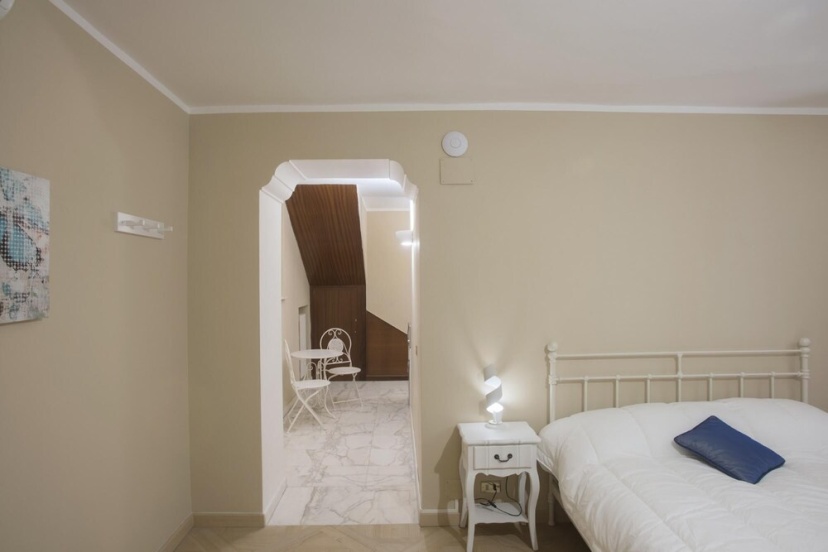 Suite Regina Vittoria by Wonderful Italy — отель в Неаполе, Италия