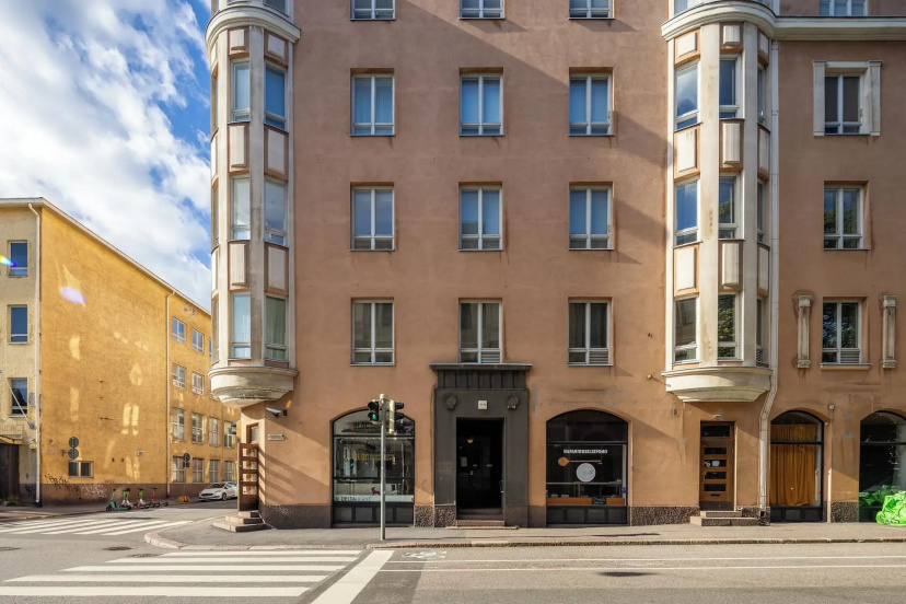 Scandinavian Apartments Lönnrotinkatu — забронировать отель в Хельсинки