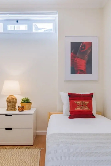 Santa Isabel Quiet and Charming Apartment — отель в Лиссабоне, Португалия