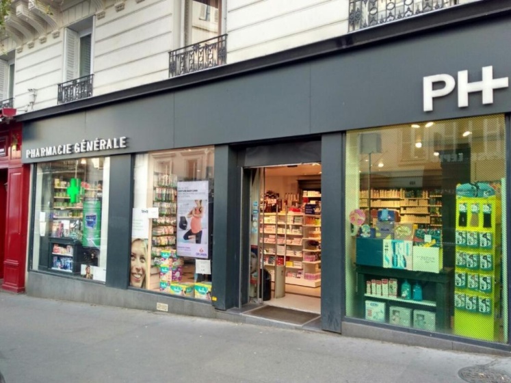 Charming 30m² border of MONTMARTRE — забронировать отель в Париже