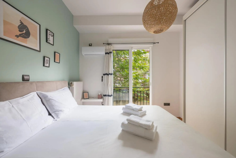 Confy Living Apartment Metaxourghio Metro Station — отзывы гостей и цены