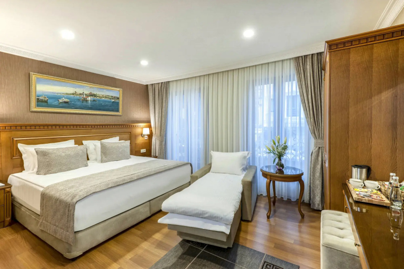 Royan Suites — забронировать отель в Стамбуле