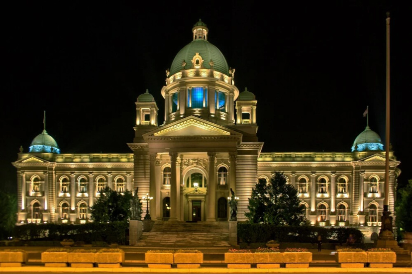 Dominic Smart & Luxury Suites Parliament — комфортный отель в Белграде