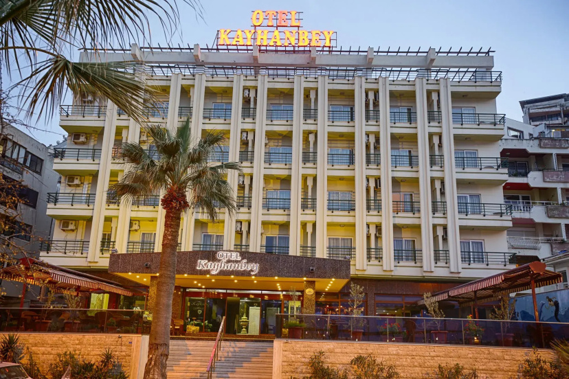 Kayhanbey Otel — отель в удобной локации в Kusadasi