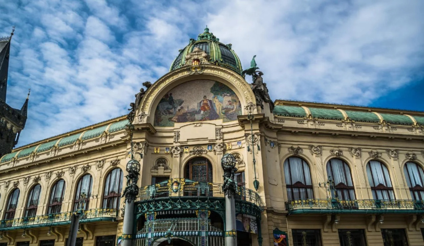 Free Parking- 2bdr Apartment in Wenceslas Square — отель с удобным расположением в Праге
