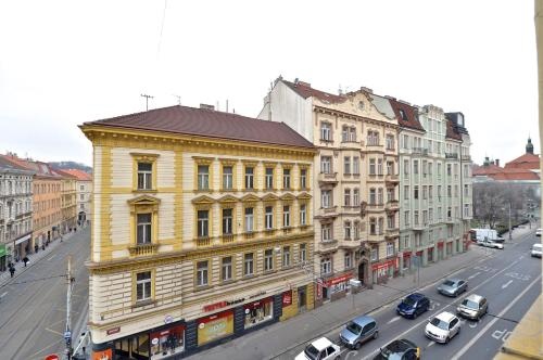 Exclusive apartment on Zborovska — отель с удобным расположением в Праге