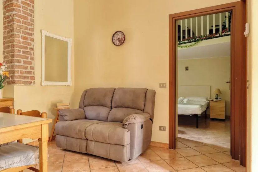 JOIVY Charming flat in Porta Romana — комфортный отель в Милане
