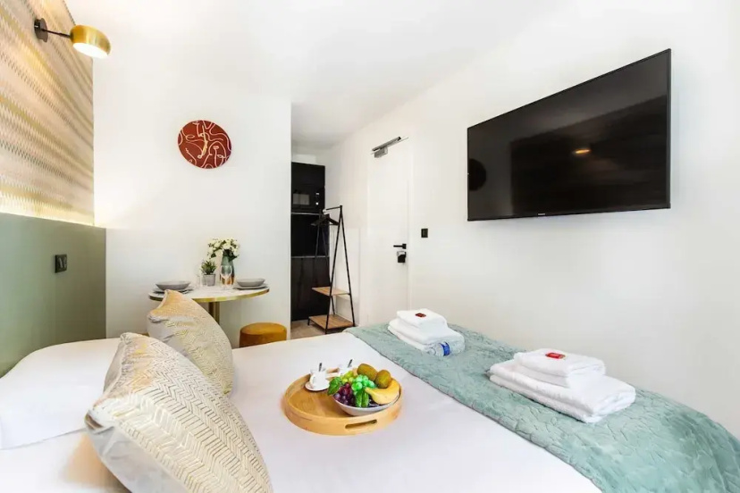 Apartment in Paris for 2 People — комфортный отель в Париже