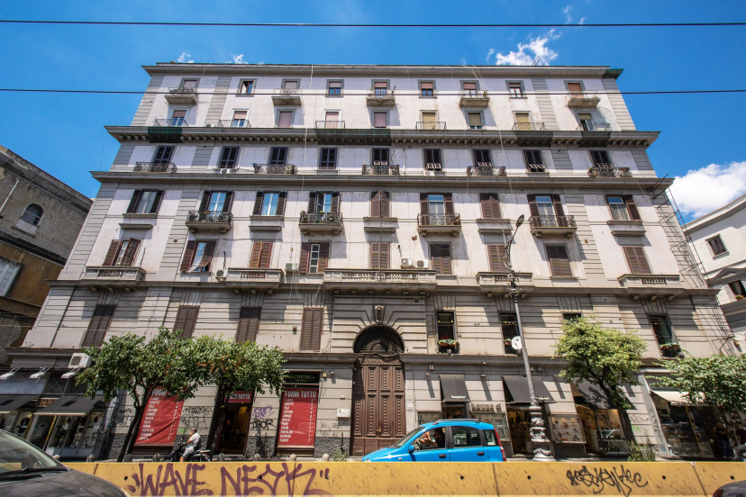 Napoli Suite — отель в Неаполе, Италия