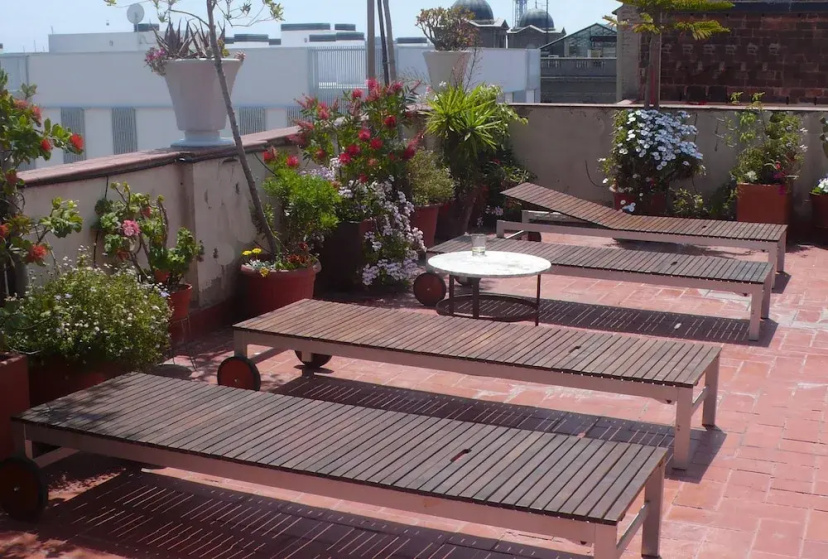 Цены на Avenida Apartments Pintor 4 в Барселоне