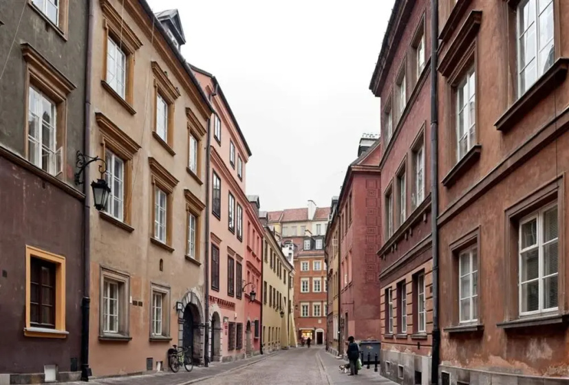 AAA STAY Market Square Old Town — забронировать отель в Варшаве