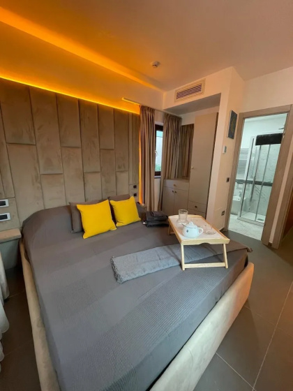 Цены на Exclusive 2-Bed Villa 5 min to Colosseum в Риме