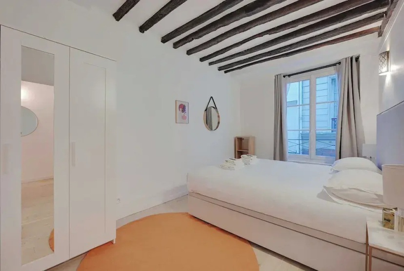 Chic & Spacious Apartment - 2br/6p - Sentier — отель с удобным расположением в Париже