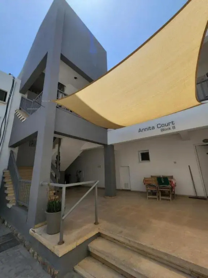 Merab Holidays Apartment Annita Court B14 — забронировать отель в Айя-Напа