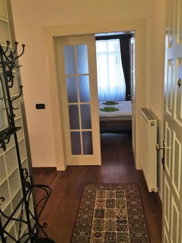 Janalex Apartments Wenceslas Square — отель с удобствами в Праге