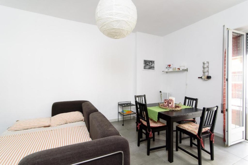 Casa Vacanze Nonna Elena — отель с удобствами в Риме