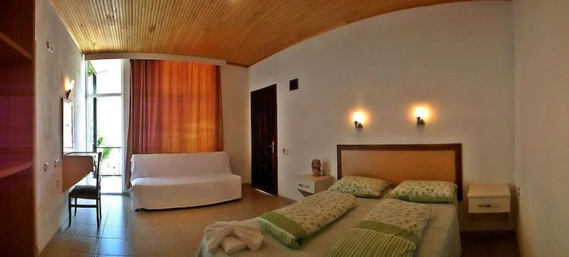 Cemil's Guest House — забронировать отель в Чиралы