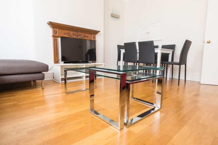 Victoria Mews Apartments — отзывы гостей и цены