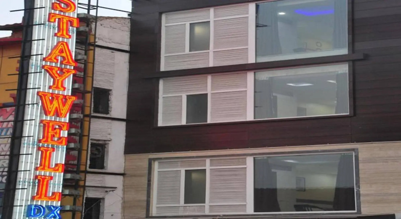 Hotel Staywell DX — отель в удобной локации в Дели