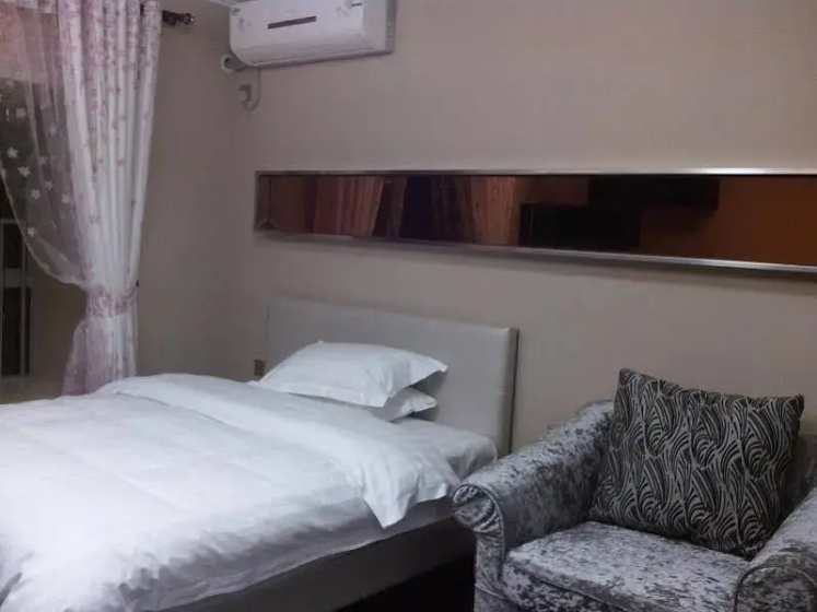 City Station Apartment Shenzhen Buji Branch — отель в Шэньчжэне, Китай