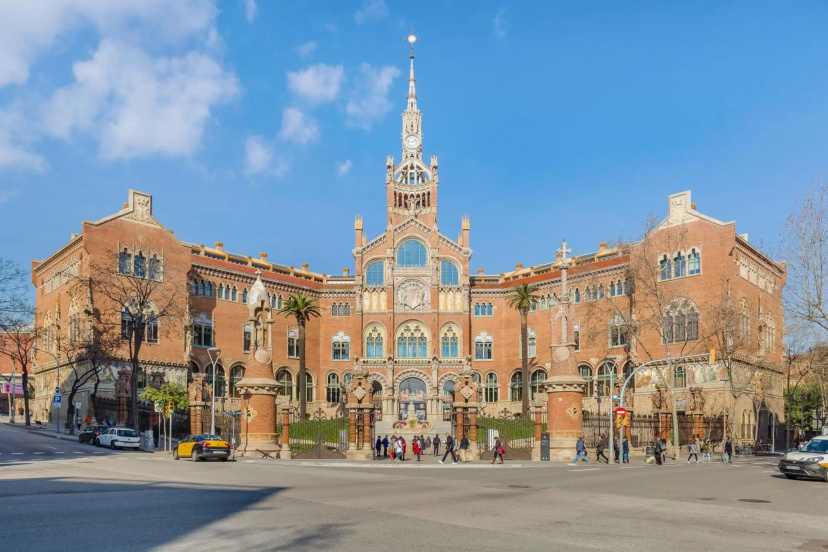 Apartment Link BCN Sagrada Familia — отель с удобным расположением в Барселоне