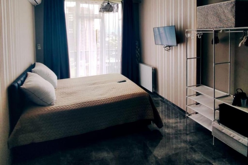 Leo Group Apartment 07-707 GURU RESIDENCE Batumi — отель с удобствами в Батуми