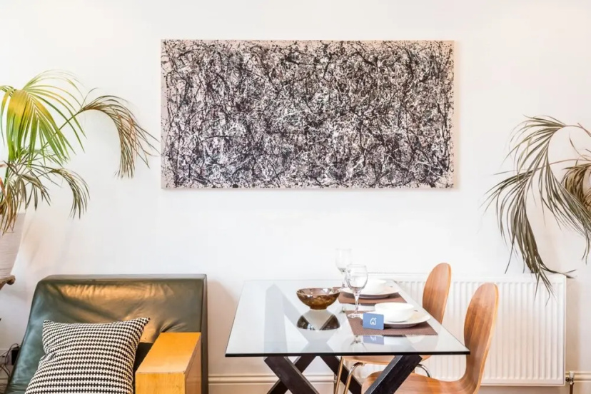 Bright and Spacious Notting Hill Nest — отель с удобным расположением в Лондоне