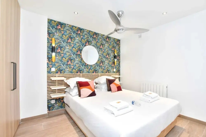 Cosy Appartment - 1BR 4P - Place des Vosges — отель с удобствами в Париже