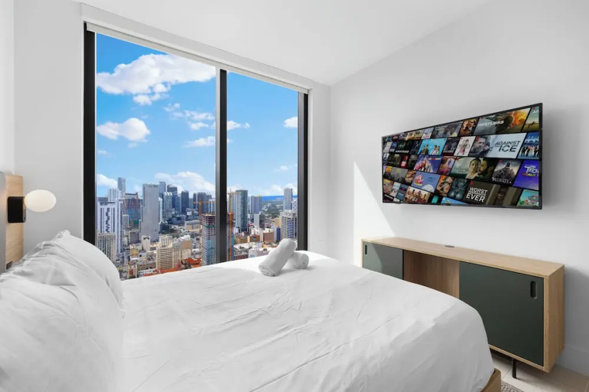 Luxury Downtown Condos with City Views — отель с удобным расположением в Майами