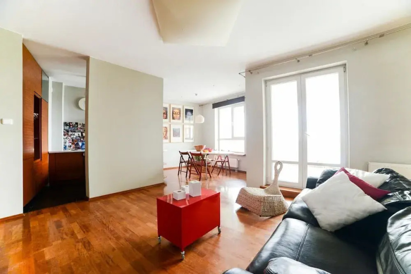Apartament z widokowymi tarasami — отель с удобным расположением в Варшаве