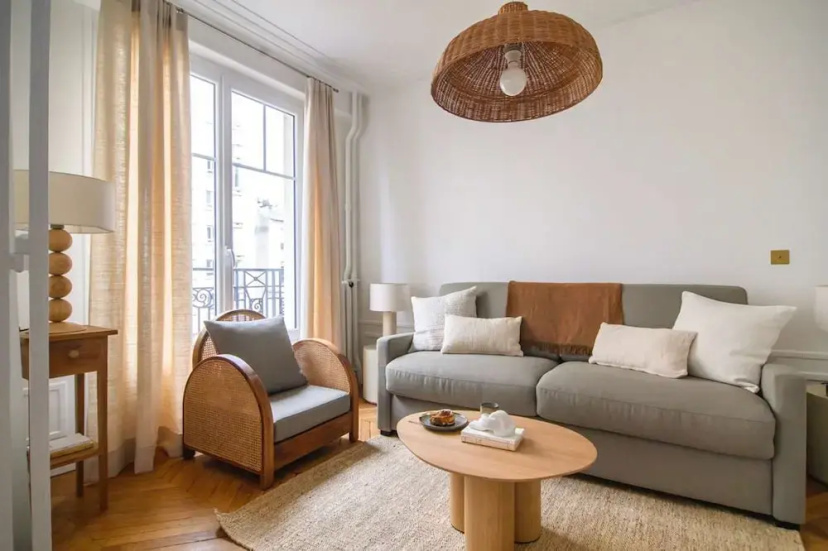 Deco St Antoine in Paris — отель с удобным расположением в Париже